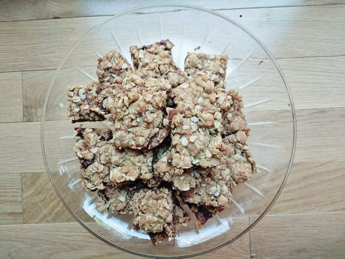 Aunties Date Squares